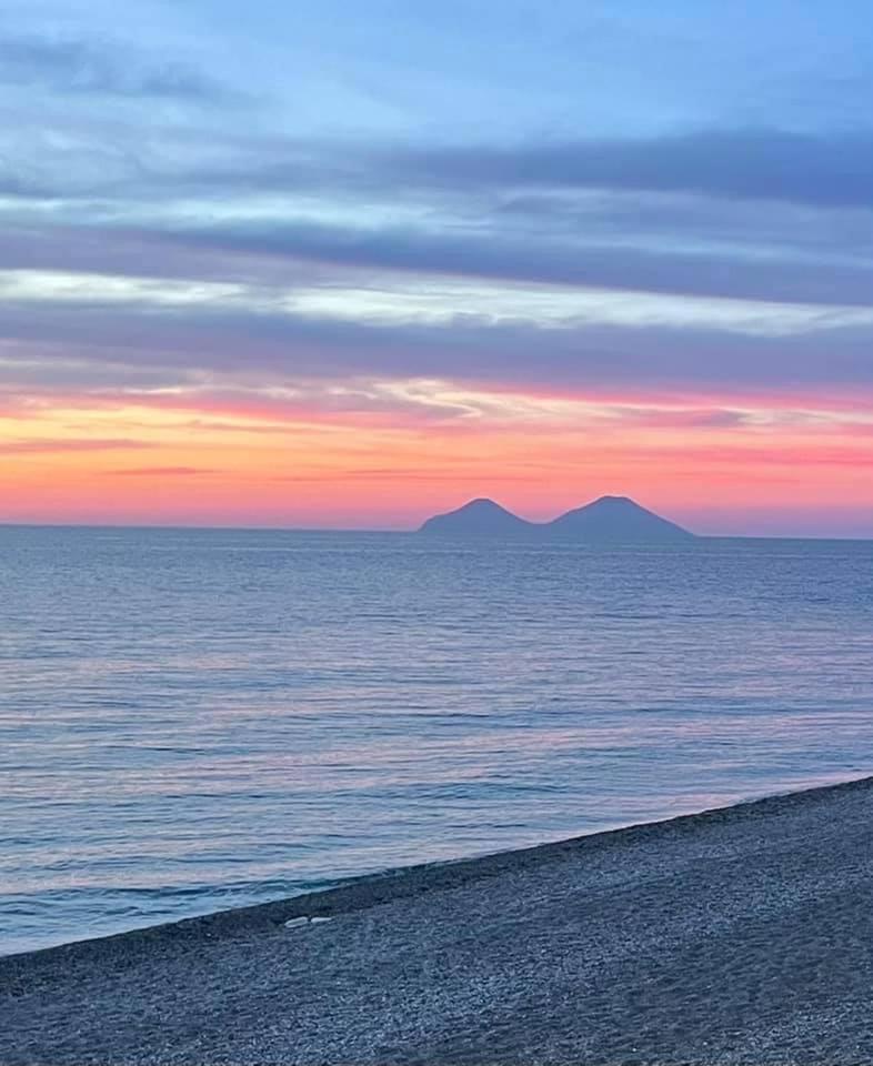 Besael B&B Capo dʼOrlando Dış mekan fotoğraf